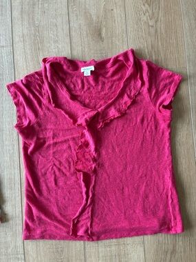 Sundance dark pink Ruffled linen Short Sleeve Top Size Medium V Neck